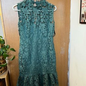 Paper Doll London size 8 US green floral sleeveless dress NWT